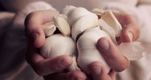 маски за коса с чесън косопад растеж сгъстяване