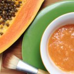 хидратиране на лицето с папая и ягода