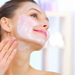 хидратираща маска за лице с майонеза и бебешко олио