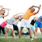 загряване преди тренировка, силова тренировка, циркулация на кръвта, перфектно загряване, лицеви опори, упражнения за крака, високи подскоци, гримландия