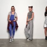 модата през 90-те, мини дънкова пола, дънков гащеризон, дънково яке, широк пуловер, днешни дни, гримландия