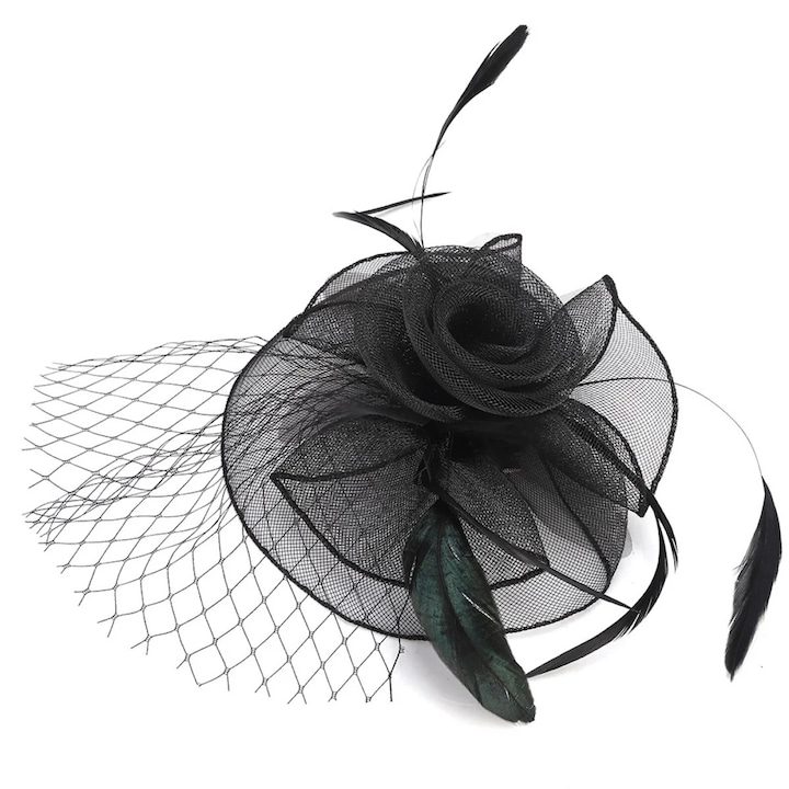 Дамска шапка с черен воал