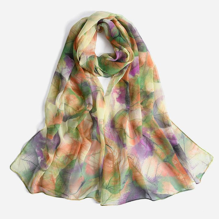 Шалове В Наситени Цветове – Кои Да Изберем?