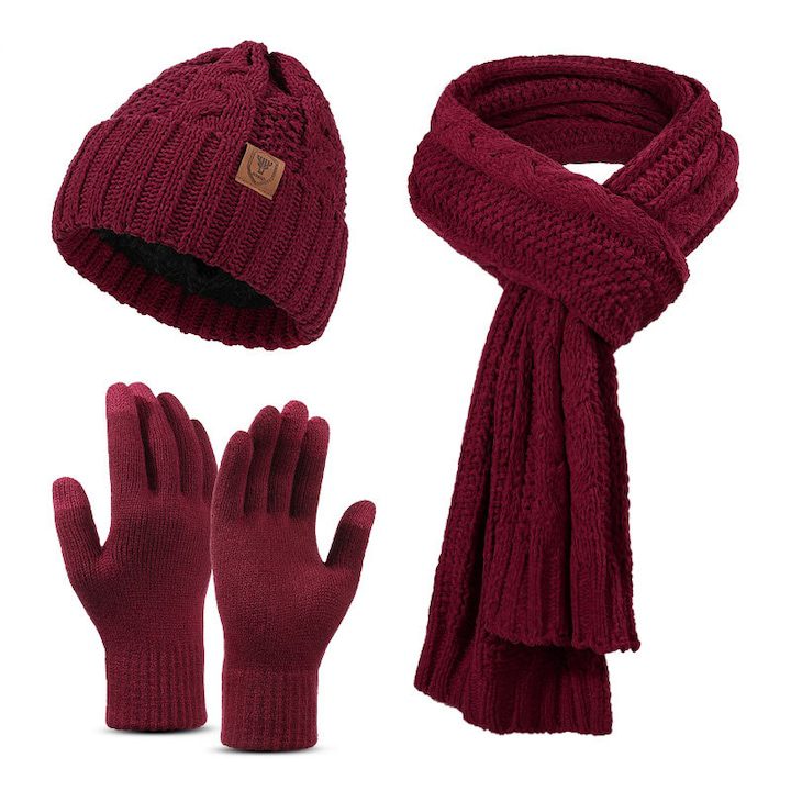 Дамски зимен плетен комплект