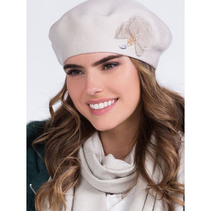 Дамска шапка KaMeA