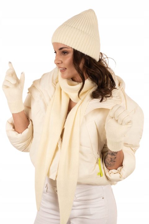 Дамски зимен комплект: Шапка