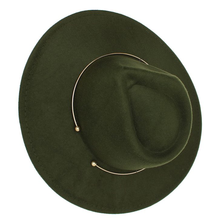 Дамска шапка ButicCochet от 35% полиестер 65% памук